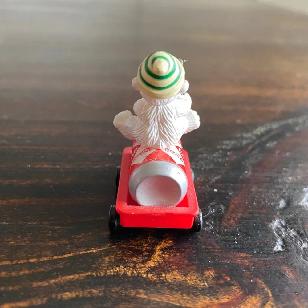 Vintage 2000 Coca-Cola Polar‎ Bear Figurine Soda Can Red Wagon Miniature Trinket